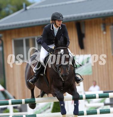 Springreiten. Kaerntner Meisterschaften. Petra Bernsteiner auf Unibantos. Treffen, am 18.7.2010.
Foto: Kuess
---
pressefotos, pressefotografie, kuess, qs, qspictures, sport, bild, bilder, bilddatenbank