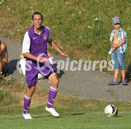 Fussball KFV Cup. Maria Saal gegen SK Austria Klagenfurt. Christian Prawda (Austria Klagenfurt). Maria Saal, am 20.7.2010.
Foto: Kuess
---
pressefotos, pressefotografie, kuess, qs, qspictures, sport, bild, bilder, bilddatenbank