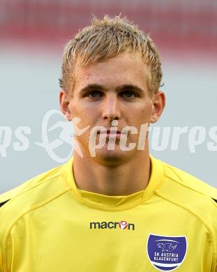 Fussball. SK Austria Klagenfurt. Mannschaftsfototermin. Marc Baumgartner. Klagenfurt, 20.7.2010.
Foto: Kuess

---
pressefotos, pressefotografie, kuess, qs, qspictures, sport, bild, bilder, bilddatenbank