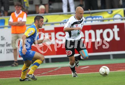 Fussball. Erste Liga. WAC/St. Andrae gegen Vienna FC. Stephan Stueckler  (WAC), Marco Salvatore (Vienna).  Wolfsberg, 23.7.2010. 
Foto: Kuess

---
pressefotos, pressefotografie, kuess, qs, qspictures, sport, bild, bilder, bilddatenbank