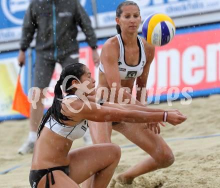 Beachvolleyball Grand Slam Klagenfurt. Kerstin Pichler, Cornelia Rimser.
Klagenfurt, 27.7.2010.
Foto: Kuess
---
pressefotos, pressefotografie, kuess, qs, qspictures, sport, bild, bilder, bilddatenbank