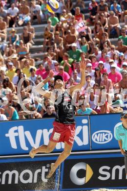 Beachvolleyball Grand Slam.  Alexander Huber. Klagenfurt, 28.7.2010.
Foto: Kuess

---
pressefotos, pressefotografie, kuess, qs, qspictures, sport, bild, bilder, bilddatenbank