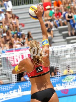 Beachvolleyball Grand Slam. Stefanie Schwaiger. Klagenfurt, 28.7.2010.
Foto: Kuess

---
pressefotos, pressefotografie, kuess, qs, qspictures, sport, bild, bilder, bilddatenbank