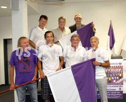 Fussball Regionalliga. SK Austria Klagenfurt. Christian Scheider, Peter Steinkellner, Manfred Mertel, Helmut Koenig, Christian Prawda, Josef Loibnegger. Klagenfurt, am 23.7.2010.
Foto: Kuess
---
pressefotos, pressefotografie, kuess, qs, qspictures, sport, bild, bilder, bilddatenbank