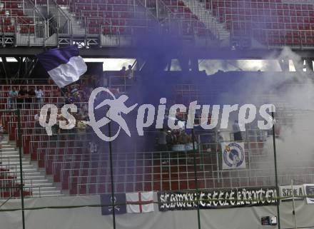 Fussball Testspiel. SK Austria Klagenfurt gegen US Palermo. Fans (Klagenfurt). Klagenfurt, am 28.7.2010.
Foto: Kuess 
---
pressefotos, pressefotografie, kuess, qs, qspictures, sport, bild, bilder, bilddatenbank