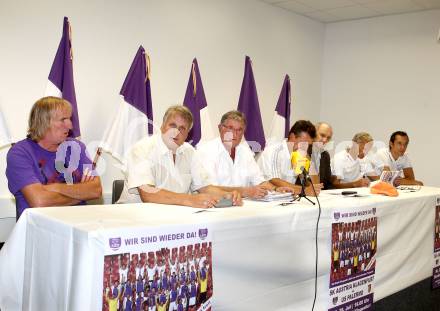 Fussball Regionalliga. SK Austria Klagenfurt. Christian Scheider, Peter Steinkellner, Manfred Mertel, Helmut Koenig, Christian Prawda, Josef Loibnegger. Klagenfurt, am 23.7.2010.
Foto: Kuess
---
pressefotos, pressefotografie, kuess, qs, qspictures, sport, bild, bilder, bilddatenbank