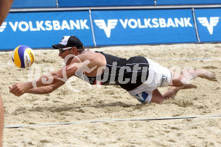 Beachvolleyball Grand Slam.  HORST Alexander. Klagenfurt, 30.7.2010.
Foto: Kuess

---
pressefotos, pressefotografie, kuess, qs, qspictures, sport, bild, bilder, bilddatenbank