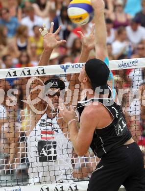 Beachvolleyball Grand Slam. Florian Gosch,  (AUT). Klagenfurt, 29.7.2010.
Foto: Kuess

---
pressefotos, pressefotografie, kuess, qs, qspictures, sport, bild, bilder, bilddatenbank