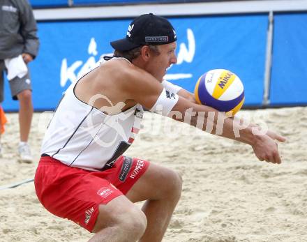 Beachvolleyball Grand Slam.  HUPFER Daniel. Klagenfurt, 30.7.2010.
Foto: Kuess

---
pressefotos, pressefotografie, kuess, qs, qspictures, sport, bild, bilder, bilddatenbank