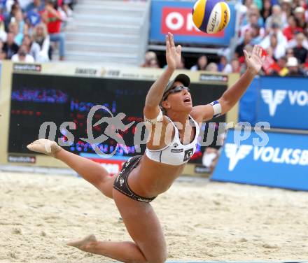 Beachvolleyball Grand Slam. Sara Montagnolli. Klagenfurt, 30.7.2010.
Foto: Kuess

---
pressefotos, pressefotografie, kuess, qs, qspictures, sport, bild, bilder, bilddatenbank