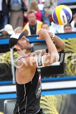 Beachvolleyball Grand Slam. DOPPLER Clemens. Klagenfurt, 30.7.2010.
Foto: Kuess

---
pressefotos, pressefotografie, kuess, qs, qspictures, sport, bild, bilder, bilddatenbank