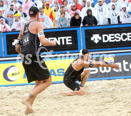 Beachvolleyball Grand Slam. DOPPLER Clemens, MELLITZER Matthias. Klagenfurt, 30.7.2010.
Foto: Kuess

---
pressefotos, pressefotografie, kuess, qs, qspictures, sport, bild, bilder, bilddatenbank