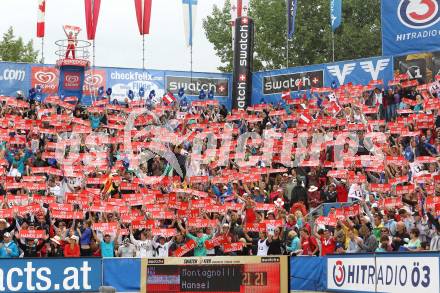 Beachvolleyball Grand Slam. Fans. Klagenfurt, 30.7.2010.
Foto: Kuess

---
pressefotos, pressefotografie, kuess, qs, qspictures, sport, bild, bilder, bilddatenbank