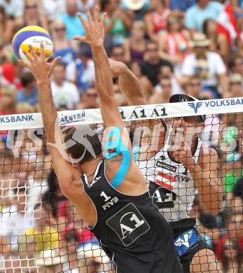 Beachvolleyball Grand Slam. Florian Gosch,  (AUT). Klagenfurt, 29.7.2010.
Foto: Kuess

---
pressefotos, pressefotografie, kuess, qs, qspictures, sport, bild, bilder, bilddatenbank