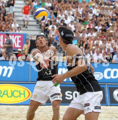 Beachvolleyball Grand Slam. Paul Schroffnegger, Daniel Hupfer (AUT). Klagenfurt, 29.7.2010.
Foto: Kuess

---
pressefotos, pressefotografie, kuess, qs, qspictures, sport, bild, bilder, bilddatenbank