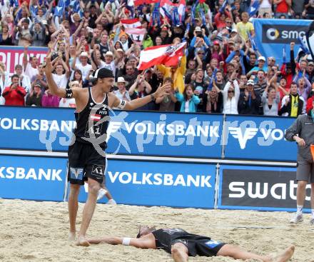 Beachvolleyball Grand Slam. DOPPLER Clemens, MELLITZER Matthias. Klagenfurt, 30.7.2010.
Foto: Kuess

---
pressefotos, pressefotografie, kuess, qs, qspictures, sport, bild, bilder, bilddatenbank