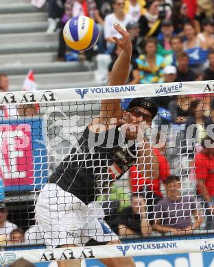 Beachvolleyball Grand Slam. GOSCH Florian, . Klagenfurt, 30.7.2010.
Foto: Kuess

---
pressefotos, pressefotografie, kuess, qs, qspictures, sport, bild, bilder, bilddatenbank