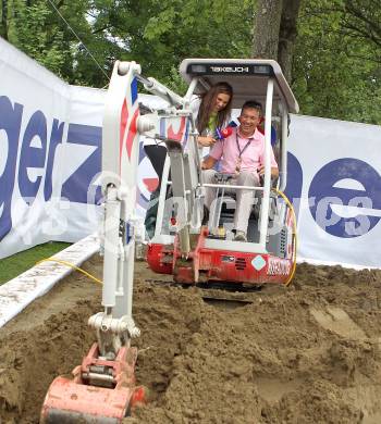 Beachvolleyball Grand Slam. Fritz Strobl. Klagenfurt, 30.7.2010.
Foto: Kuess

---
pressefotos, pressefotografie, kuess, qs, qspictures, sport, bild, bilder, bilddatenbank