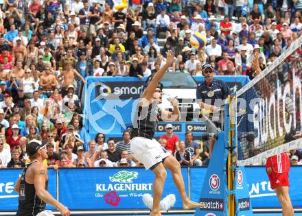 Beachvolleyball Grand Slam. GOSCH Florian, HORST Alexander. Klagenfurt, 30.7.2010.
Foto: Kuess

---
pressefotos, pressefotografie, kuess, qs, qspictures, sport, bild, bilder, bilddatenbank