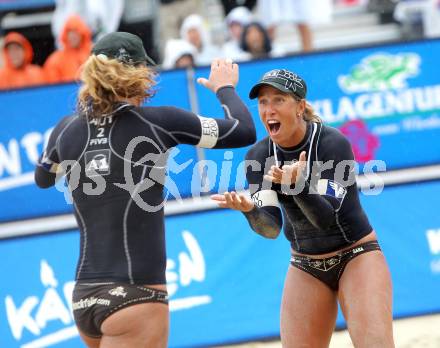 Beachvolleyball Grand Slam. Sara Montagnolli, Barbara Hansel. Klagenfurt, 30.7.2010.
Foto: Kuess

---
pressefotos, pressefotografie, kuess, qs, qspictures, sport, bild, bilder, bilddatenbank