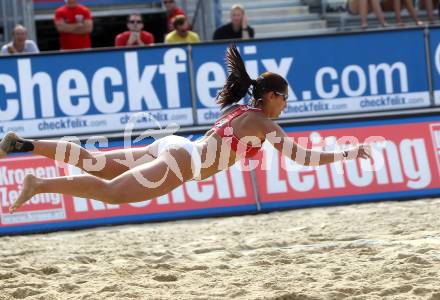 Beachvolleyball Grand Slam. Kerstin Pichler, (AUT). Klagenfurt, 29.7.2010.
Foto: Kuess

---
pressefotos, pressefotografie, kuess, qs, qspictures, sport, bild, bilder, bilddatenbank