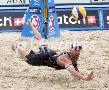 Beachvolleyball Grand Slam. DOPPLER Clemens, . Klagenfurt, 30.7.2010.
Foto: Kuess

---
pressefotos, pressefotografie, kuess, qs, qspictures, sport, bild, bilder, bilddatenbank