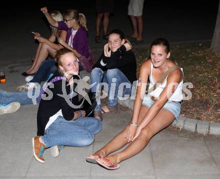 Fussball Testspiel. SK Austria Klagenfurt gegen US Palermo. Fans (Klagenfurt). Klagenfurt, am 28.7.2010.
Foto: Kuess 
---
pressefotos, pressefotografie, kuess, qs, qspictures, sport, bild, bilder, bilddatenbank