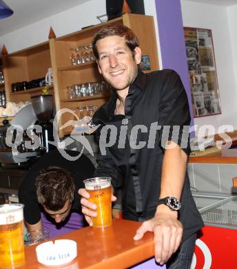 Fussball Testspiel. SK Austria Klagenfurt gegen US Palermo. Fans (Klagenfurt). Marco Loibnegger. Klagenfurt, am 28.7.2010.
Foto: Kuess 
---
pressefotos, pressefotografie, kuess, qs, qspictures, sport, bild, bilder, bilddatenbank