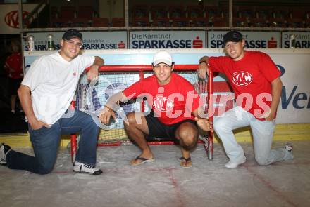 Eishockey. KAC. Tormanntrainer Pierre Beaulieu, Andy Chiodo Tormann, Tyler Scofield. Klagenfurt, 3.8.2010.
Foto: Kuess 
---
pressefotos, pressefotografie, kuess, qs, qspictures, sport, bild, bilder, bilddatenbank