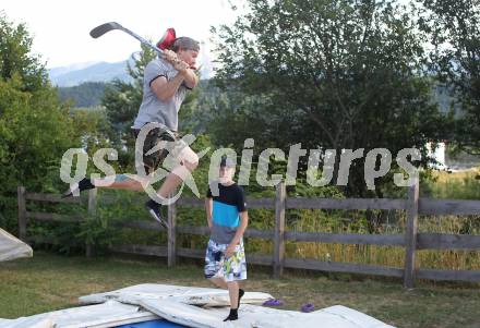 EBEL Eishockey Bundesliga. VSV. Andreas Wiedergut. Foederlach, Freestyle Trainingszentrum, am 27.7.2010.
Foto: Kuess
---
pressefotos, pressefotografie, kuess, qs, qspictures, sport, bild, bilder, bilddatenbank