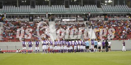 Fussball Testspiel. SK Austria Klagenfurt gegen US Palermo. Fans (Klagenfurt). Klagenfurt, am 28.7.2010.
Foto: Kuess 
---
pressefotos, pressefotografie, kuess, qs, qspictures, sport, bild, bilder, bilddatenbank