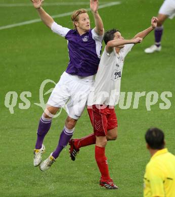 Fussball. Regionalliga. SK Austria Klagenfurt gegen Union St. Florian . Johannes Isopp, (Klagenfurt), Markus Hermes (St.Florian). Klagenfurt, 6.8.2010. 
Foto: Kuess

---
pressefotos, pressefotografie, kuess, qs, qspictures, sport, bild, bilder, bilddatenbank