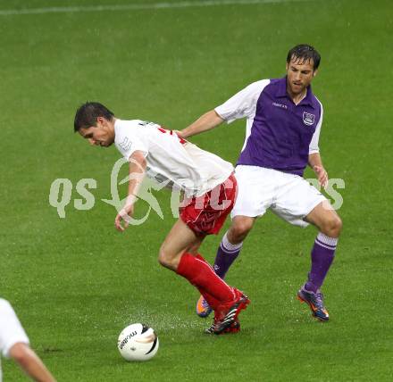 Fussball. Regionalliga. SK Austria Klagenfurt gegen Union St. Florian . Helmut Koenig, (Klagenfurt), Markus Hermes (St.Florian). Klagenfurt, 6.8.2010. 
Foto: Kuess

---
pressefotos, pressefotografie, kuess, qs, qspictures, sport, bild, bilder, bilddatenbank