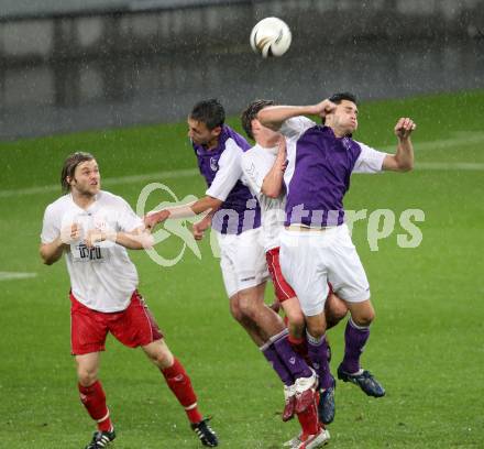 Fussball. Regionalliga. SK Austria Klagenfurt gegen Union St. Florian . Markus Pink,  (Klagenfurt), Stephan Buergler (St.Florian). Klagenfurt, 6.8.2010. 
Foto: Kuess

---
pressefotos, pressefotografie, kuess, qs, qspictures, sport, bild, bilder, bilddatenbank