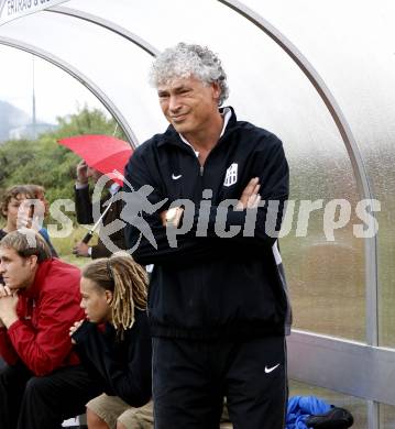 Fussball. Regionalliga. SAK gegen LASK.  Trainer Toni Polster (LASK). Klagenfurt, 7.8.2010.
Foto: Kuess
---
pressefotos, pressefotografie, kuess, qs, qspictures, sport, bild, bilder, bilddatenbank