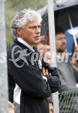 Fussball. Regionalliga. SAK gegen LASK.  Trainer Toni Polster (LASK). Klagenfurt, 7.8.2010.
Foto: Kuess
---
pressefotos, pressefotografie, kuess, qs, qspictures, sport, bild, bilder, bilddatenbank