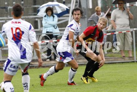 Fussball. Regionalliga. SAK gegen LASK. Veliu Murat (SAK), Piesinger Simon (LASK). Klagenfurt, 7.8.2010.
Foto: Kuess
---
pressefotos, pressefotografie, kuess, qs, qspictures, sport, bild, bilder, bilddatenbank