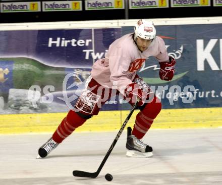 Eishockey. KAC. Traning. Tyler Spurgeon. Klagenfurt, 9.8.2010.
Foto: Kuess
---
pressefotos, pressefotografie, kuess, qs, qspictures, sport, bild, bilder, bilddatenbank