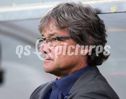 Fussball. Freundschaftsspiel. Oesterreich gegen Schweiz. Trainer Didi Constantini (Oesterreich). Klagenfurt, 11.8.2010. 
Foto: Kuess

---
pressefotos, pressefotografie, kuess, qs, qspictures, sport, bild, bilder, bilddatenbank