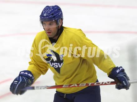 EBEL. Eishockey Bundesliga. Neuzugang Derek Damon (VSV). Villach, am 4.8.2010. 
Foto: Kuess
---
pressefotos, pressefotografie, kuess, qs, qspictures, sport, bild, bilder, bilddatenbank