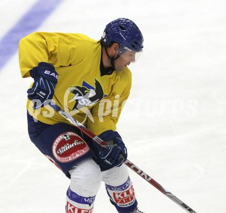 EBEL. Eishockey Bundesliga. Neuzugang Derek Damon (VSV). Villach, am 4.8.2010. 
Foto: Kuess
---
pressefotos, pressefotografie, kuess, qs, qspictures, sport, bild, bilder, bilddatenbank