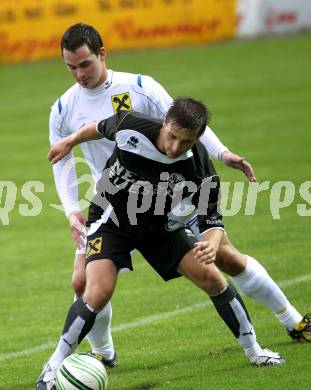 Fusball Kaerntner Liga. St. Veit gegen Spittal. Hertelt Sebastian (St.Veit), Truskaller Hannes (Spittal). St. Veit, 13.8.2010. 
Foto: Kuess
---
pressefotos, pressefotografie, kuess, qs, qspictures, sport, bild, bilder, bilddatenbank