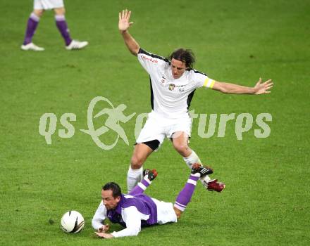 Fussball OEFB Cup. SK Austria Klagenfurt gegen LASK. Matthias Dollinger (Klagenfurt), Rene Aufhauser (LASK). Klagenfurt, am 14.8.2010.
Foto: Kuess
---
pressefotos, pressefotografie, kuess, qs, qspictures, sport, bild, bilder, bilddatenbank