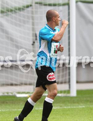 Fussball OEFB Cup. SAK KLagenfurt gegen WAC/St. Andrae. Torjubel Stefan Korepp (WAC/St. Andrae). Klagenfurt, am 14.8.2010.
Foto: Kuess
---
pressefotos, pressefotografie, kuess, qs, qspictures, sport, bild, bilder, bilddatenbank