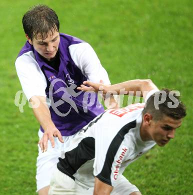 Fussball OEFB Cup. SK Austria Klagenfurt gegen LASK. Matthias Wrienz (Klagenfurt), Daniel Kogler (LASK). Klagenfurt, am 14.8.2010.
Foto: Kuess
---
pressefotos, pressefotografie, kuess, qs, qspictures, sport, bild, bilder, bilddatenbank