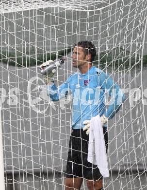 Fussball OEFB Cup. SK Austria Klagenfurt gegen LASK. Heinz Weber (Klagenfurt). Klagenfurt, am 14.8.2010.
Foto: Kuess
---
pressefotos, pressefotografie, kuess, qs, qspictures, sport, bild, bilder, bilddatenbank