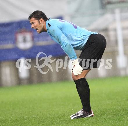 Fussball OEFB Cup. SK Austria Klagenfurt gegen LASK. Heinz Weber (Klagenfurt). Klagenfurt, am 14.8.2010.
Foto: Kuess
---
pressefotos, pressefotografie, kuess, qs, qspictures, sport, bild, bilder, bilddatenbank