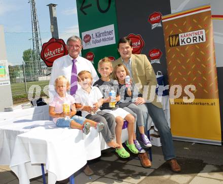 Fussball. SK Austria Klagenfurt.  1. Kaerntner Fussball Milchbar. Josef Loibnegger.  Klagenfurt, 14.8.2010.
Foto: Kuess
---
pressefotos, pressefotografie, kuess, qs, qspictures, sport, bild, bilder, bilddatenbank