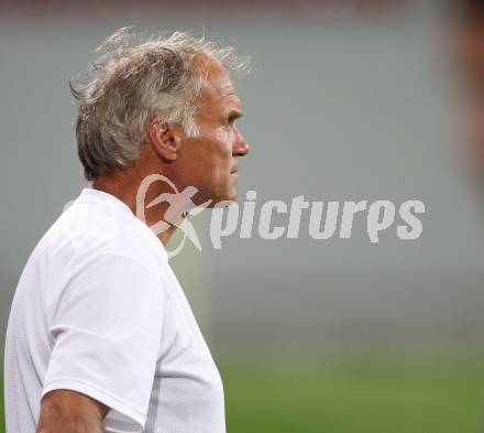 Fussball OEFB Cup. SK Austria Klagenfurt gegen LASK. Trainer Walter Schoppitsch (Klagenfurt). Klagenfurt, am 14.8.2010.
Foto: Kuess
---
pressefotos, pressefotografie, kuess, qs, qspictures, sport, bild, bilder, bilddatenbank