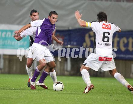 Fussball OEFB Cup. SK Austria Klagenfurt gegen LASK. Markus Pink (Klagenfurt), Robert Schellander, Rene Aufhauser (LASK). Klagenfurt, am 14.8.2010.
Foto: Kuess
---
pressefotos, pressefotografie, kuess, qs, qspictures, sport, bild, bilder, bilddatenbank